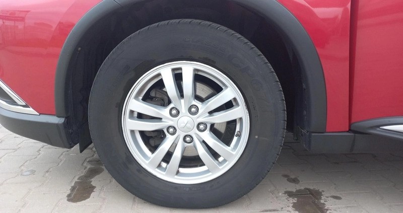 Mitsubishi Outlander cena 67900 przebieg: 143772, rok produkcji 2016 z Dobra małe 379